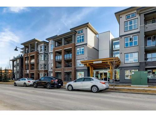 1313-95 Burma Star Road Sw, Calgary, AB - Outdoor With Balcony With Facade