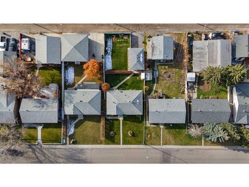 2219 39 Street Se, Calgary, AB - Outdoor With View