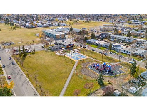 2219 39 Street Se, Calgary, AB - Outdoor With View