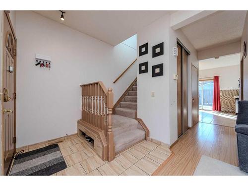 14993 5 Street Sw, Calgary, AB - Indoor Photo Showing Other Room