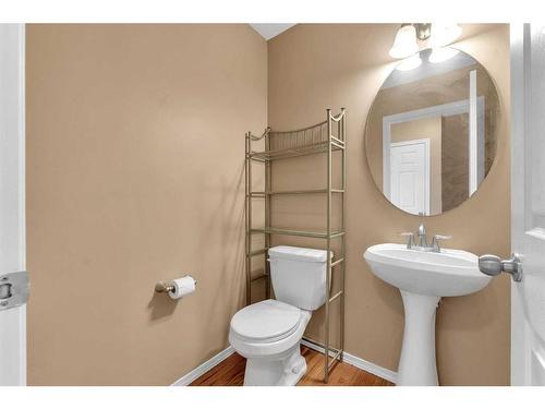 20 Taralake Lane Ne, Calgary, AB - Indoor Photo Showing Bathroom