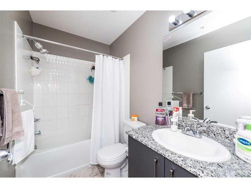 4113-4641 128 Avenue Ne, Calgary, AB - Indoor Photo Showing Bathroom