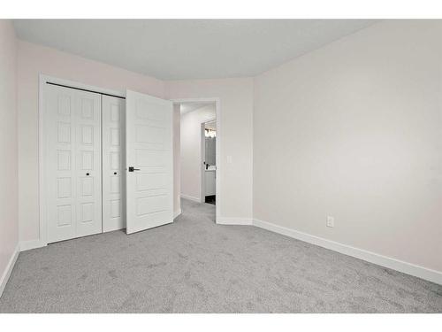 135 Mt Apex Crescent Se, Calgary, AB - Indoor