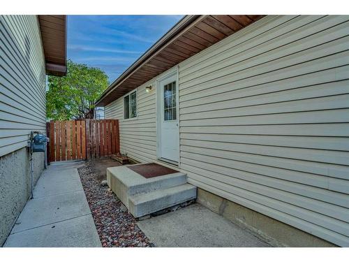 379 Whitman Place Ne, Calgary, AB - Outdoor With Exterior