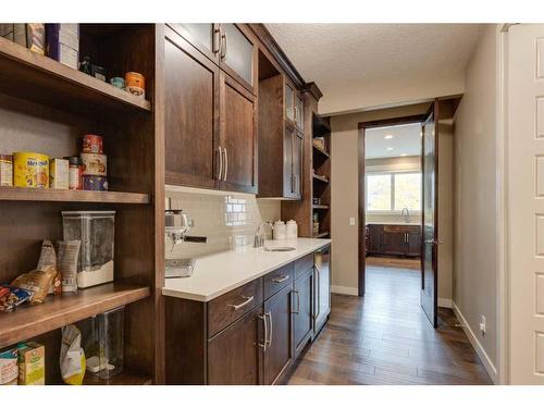 8 West Grove Bay Sw, Calgary, AB - Indoor