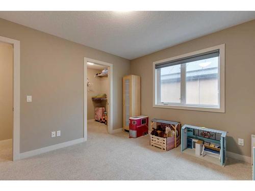 8 West Grove Bay Sw, Calgary, AB - Indoor