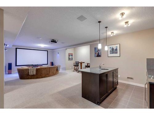 8 West Grove Bay Sw, Calgary, AB - Indoor