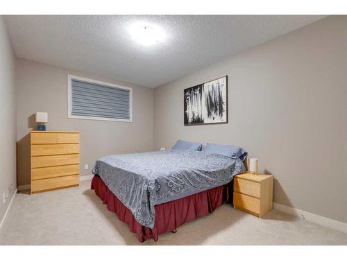 8 West Grove Bay Sw, Calgary, AB - Indoor Photo Showing Bedroom