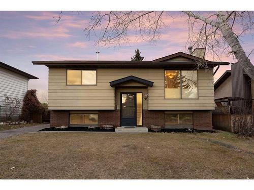 12 Glenport Road, Cochrane, AB - Outdoor