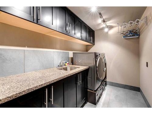 140 35 Street Nw, Calgary, AB - Indoor Photo Showing Laundry Room