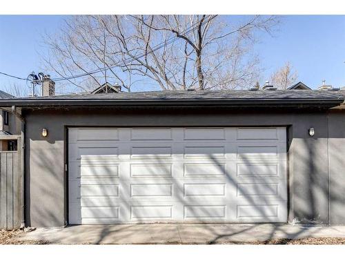 140 35 Street Nw, Calgary, AB - Outdoor