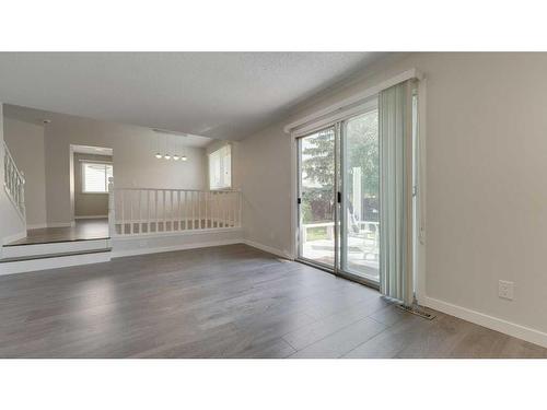 84 Templevale Way Ne, Calgary, AB - Indoor Photo Showing Other Room