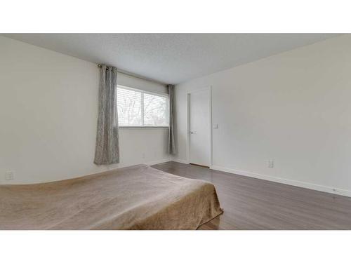 84 Templevale Way Ne, Calgary, AB - Indoor Photo Showing Bedroom