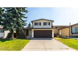 84 Templevale Way NE Calgary, AB T1Y 4V2