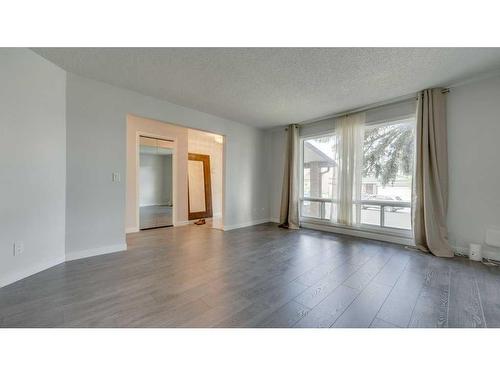 84 Templevale Way Ne, Calgary, AB - Indoor