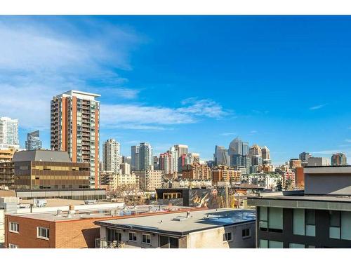 204-1828 14 Street Sw, Calgary, AB - Outdoor