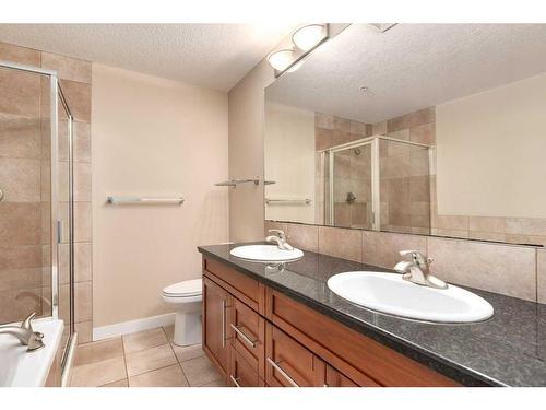 204-1828 14 Street Sw, Calgary, AB - Indoor Photo Showing Bathroom