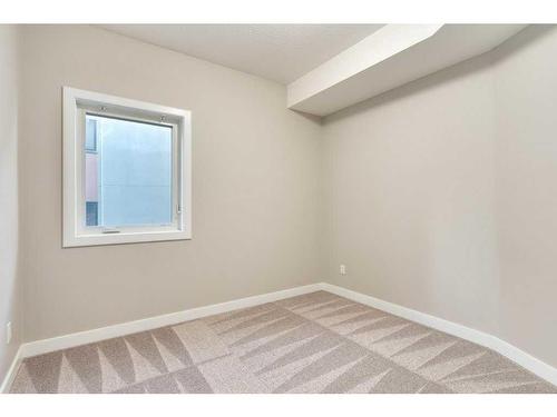 204-1828 14 Street Sw, Calgary, AB - Indoor Photo Showing Other Room