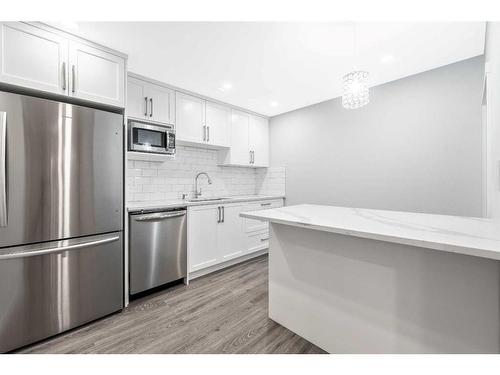 28 Walgrove Landing Se, Calgary, AB - Indoor Photo Showing Kitchen With Stainless Steel Kitchen With Upgraded Kitchen