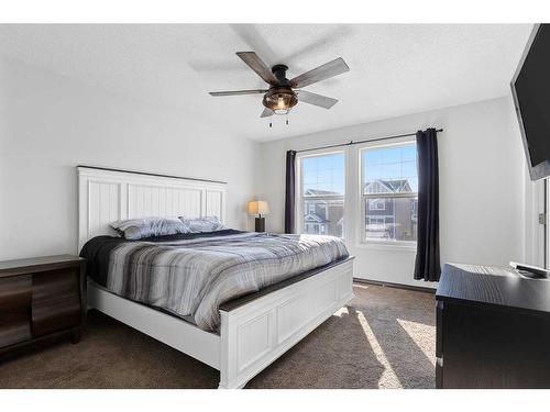 716 River Heights Crescent, Cochrane, AB - Indoor Photo Showing Bedroom