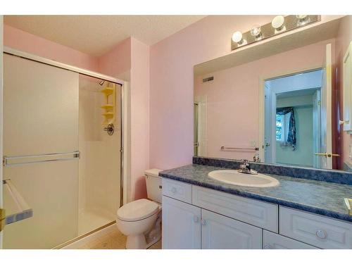 3338-1818 Simcoe Boulevard Sw, Calgary, AB - Indoor Photo Showing Bathroom