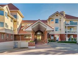 3338-1818 Simcoe Boulevard SW Calgary, AB T3H 3L9