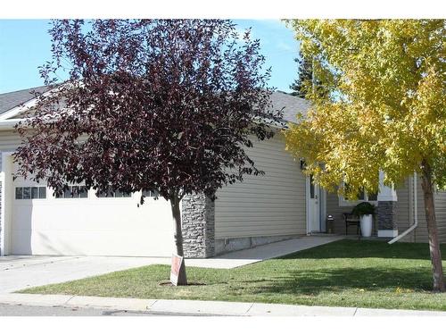 160 Cambridge Glen Drive, Strathmore, AB - Outdoor