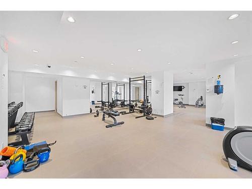 503-615 6 Avenue Se, Calgary, AB - Indoor Photo Showing Gym Room