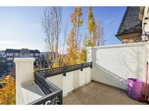 311-39 Quarry Gate Se, Calgary, AB - Outdoor