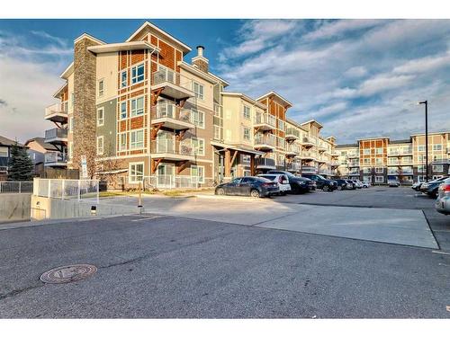 5102-302 Skyview Ranch Drive Ne, Calgary, AB - Outdoor With Facade