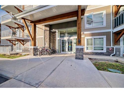 5102-302 Skyview Ranch Drive Ne, Calgary, AB - Outdoor With Facade