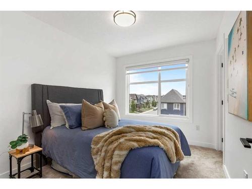 344 Masters Crescent Se, Calgary, AB - Indoor Photo Showing Bedroom