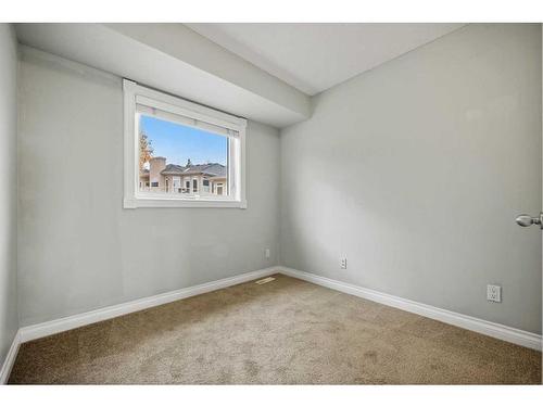 32 Patina Terrace Sw, Calgary, AB - Indoor Photo Showing Other Room