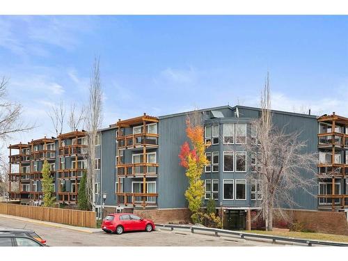 330-820 89 Avenue Sw, Calgary, AB - Outdoor With Balcony With Facade