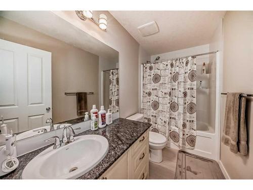 82 Sherwood Road Nw, Calgary, AB - Indoor Photo Showing Bathroom