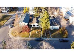 542 23 Avenue NW Calgary, AB T2M 1S6