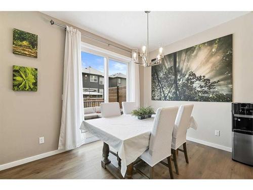 618 Kingsmere Way Se, Airdrie, AB - Indoor Photo Showing Dining Room