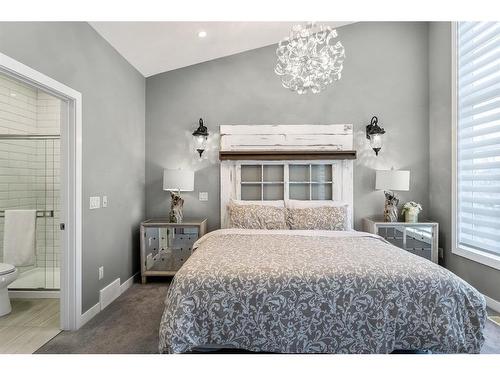 1934 26A Street Sw, Calgary, AB - Indoor Photo Showing Bedroom