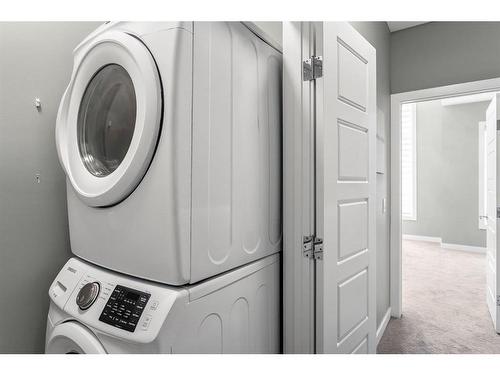 1934 26A Street Sw, Calgary, AB - Indoor Photo Showing Laundry Room