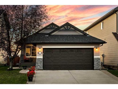 113 Pantego Road Nw, Calgary, AB - Outdoor