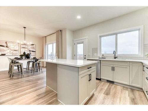 265 Wildrose Drive, Strathmore, AB - Indoor Photo Showing Kitchen