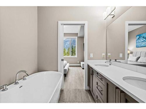 115-106 Stewart Creek Rise, Canmore, AB - Indoor Photo Showing Bathroom