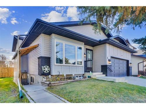 16 Pasadena Gardens Ne, Calgary, AB - Outdoor