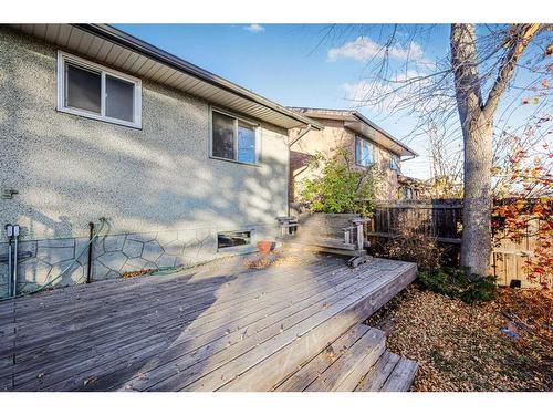 5211 Rundleview Road Ne, Calgary, AB - Outdoor With Deck Patio Veranda