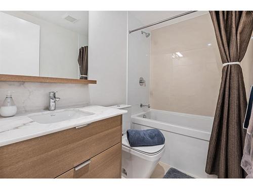 502-118 Waterfront Court Sw, Calgary, AB - Indoor Photo Showing Bathroom