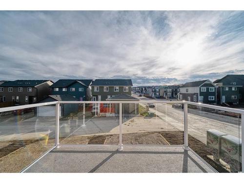 151 Amblefield Avenue Nw, Calgary, AB - Outdoor