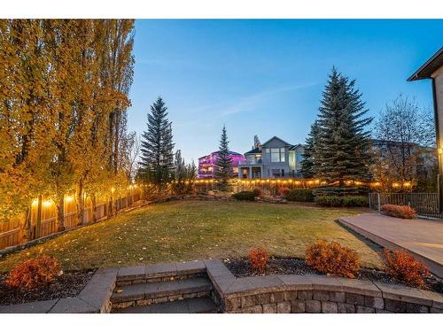 315 Simcrest Heights Sw, Calgary, AB - Outdoor