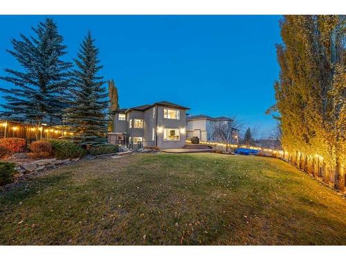 315 Simcrest Heights Sw, Calgary, AB - Outdoor