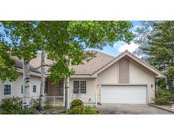 2002 Patterson View SW Calgary, AB T3H 3J9