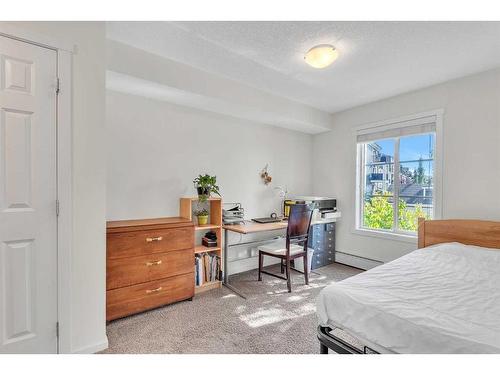 4211-755 Copperpond Boulevard Se, Calgary, AB - Indoor Photo Showing Bedroom